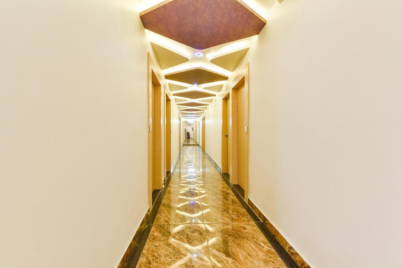 Fabhotel Symphony Grand Ahmedabad Buitenkant foto