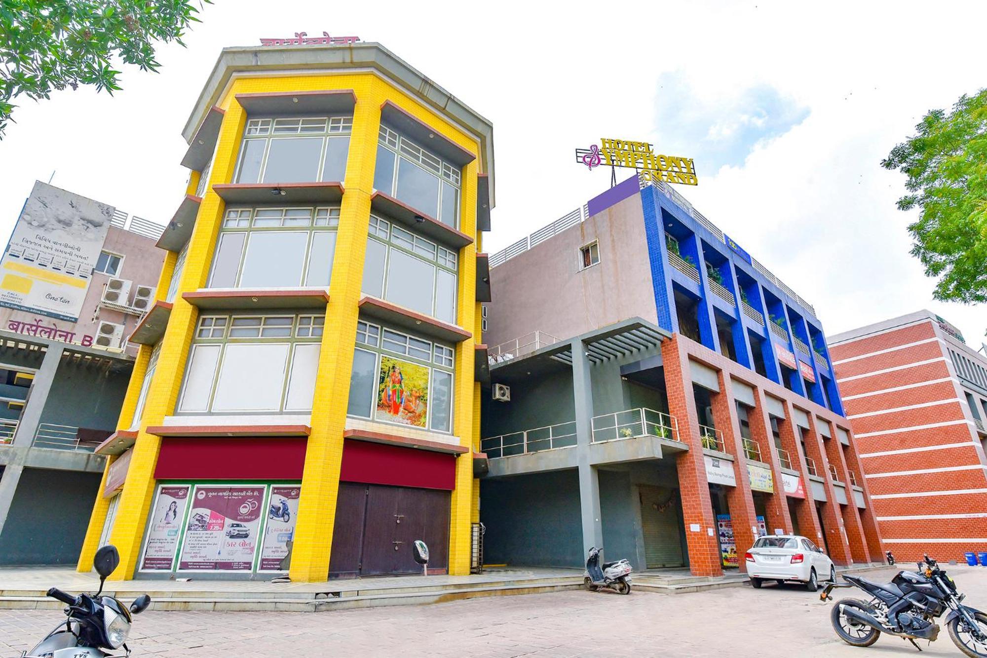Fabhotel Symphony Grand Ahmedabad Buitenkant foto